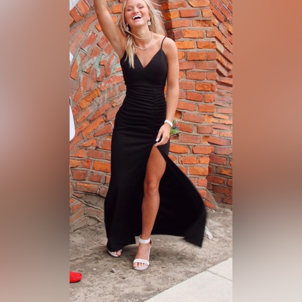 Emerald Sundae Black prom/homecoming/wedding dress size small